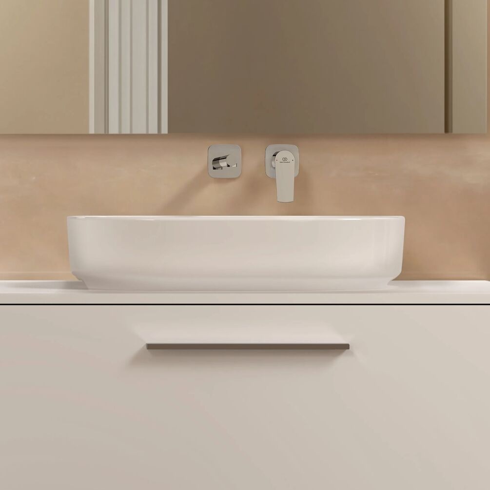 Lifestyle image of Ideal Standard i.life O 600mm Countertop Basin